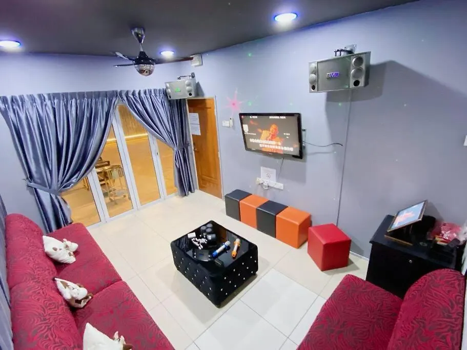 B02 Istimewa Bungalow Homestay In Pandan Johor Bahru Holiday home