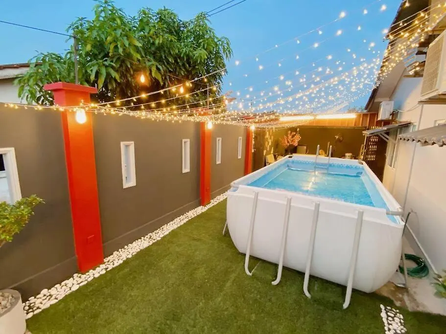B02 Istimewa Bungalow Homestay In Pandan Johor Bahru